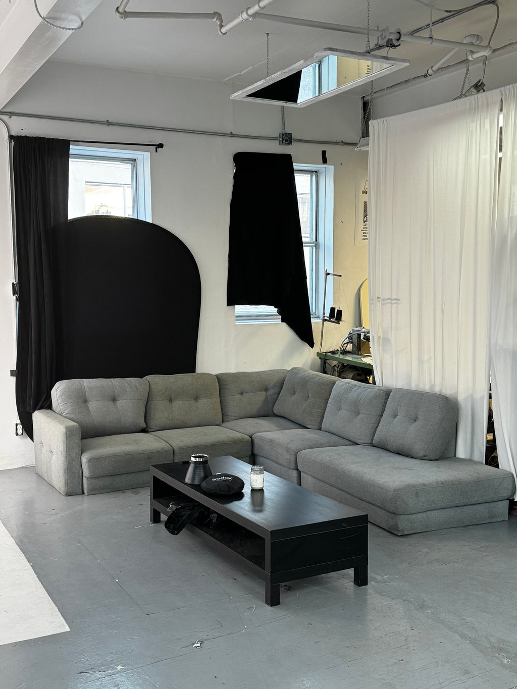 Photo Studio Rental Montreal | Hourly Rates & Professional Equipment ...